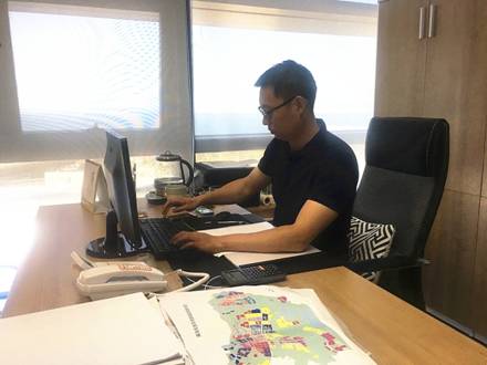 1589349661927.jpg 榜样的力量---立足岗位 争当先锋1.jpg