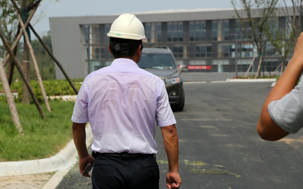 1589352648356.jpg 威海城投工会为项目一线“送清凉”1.jpg